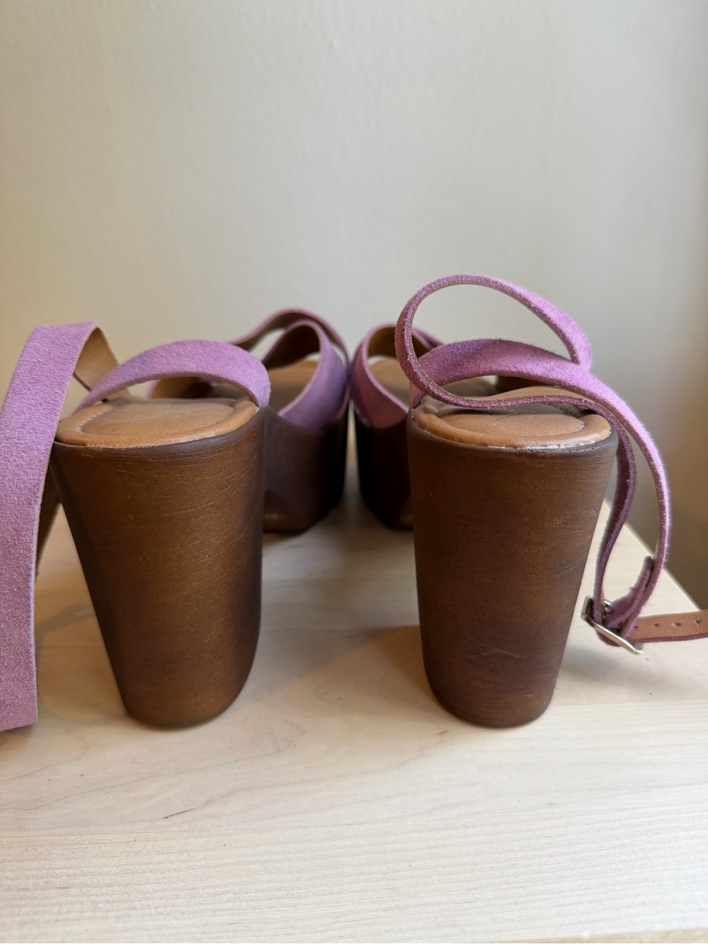 Seychelles Lilac Suede Platform Sandals with wooden heel - Picture 6 of 6